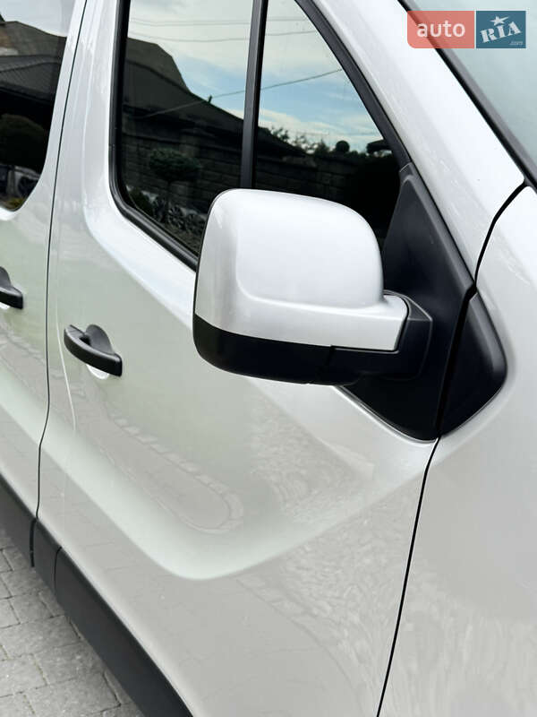 Минивэн Renault Trafic 2018 в Дубно