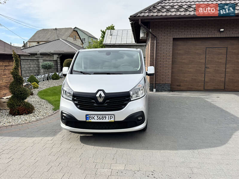Минивэн Renault Trafic 2018 в Дубно