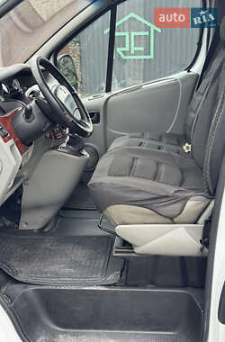 Вантажний фургон Renault Trafic 2005 в 