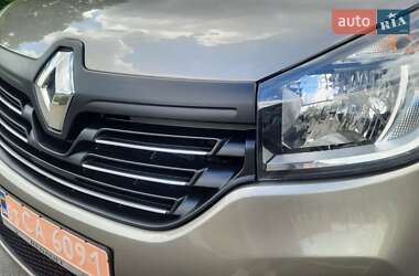 Мінівен Renault Trafic 2017 в 