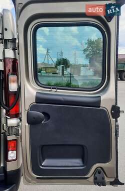 Мінівен Renault Trafic 2017 в 