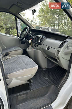 Минивэн Renault Trafic 2001 в 