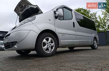 Мінівен Renault Trafic 2014 в 