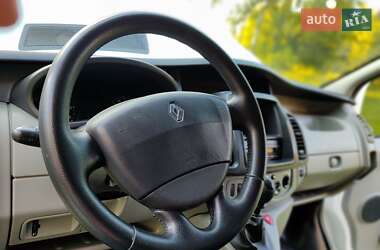 Минивэн Renault Trafic 2010 в 