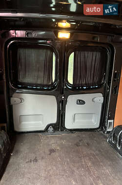 Вантажний фургон Renault Trafic 2013 в 