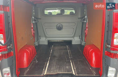 Грузовой фургон Renault Trafic 2014 в 