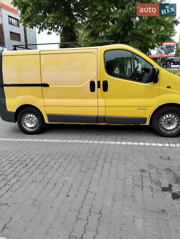 Грузовой фургон Renault Trafic 2003 в Хмельницком фото 5 Грузовой фургон Renault Trafic 2003 в Хмельницком
