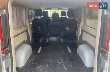 Минивэн Renault Trafic 2011 в 