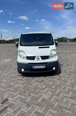 Мінівен Renault Trafic 2010 в 