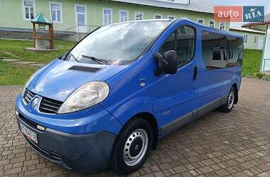 Мінівен Renault Trafic 2011 в 