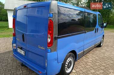 Мінівен Renault Trafic 2011 в 