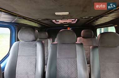 Мінівен Renault Trafic 2011 в 