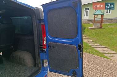 Мінівен Renault Trafic 2011 в 