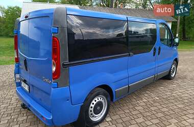 Мінівен Renault Trafic 2011 в 