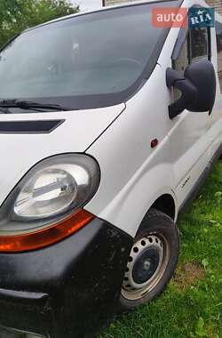 Минивэн Renault Trafic 2005 в 