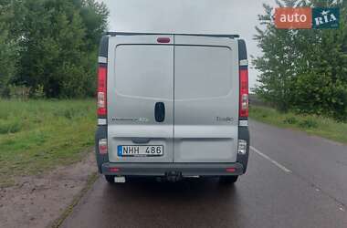 Грузовой фургон Renault Trafic 2013 в 