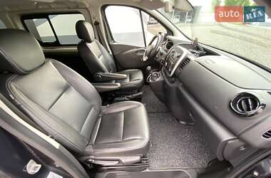 Минивэн Renault Trafic 2018 в 