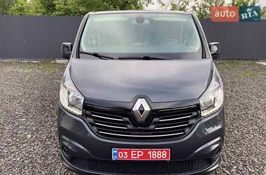 Минивэн Renault Trafic 2018 в 