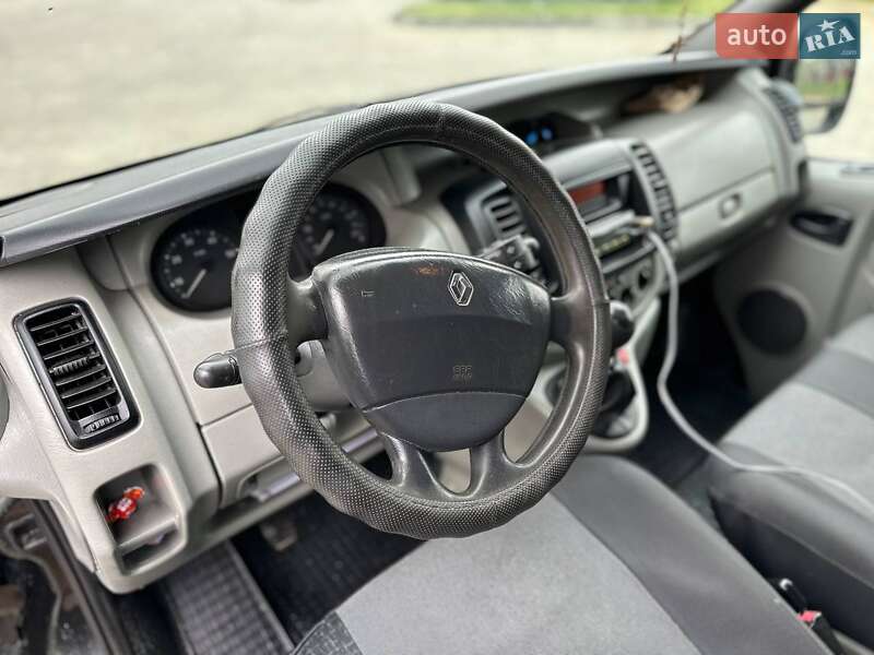 Минивэн Renault Trafic 2007 в Стрые