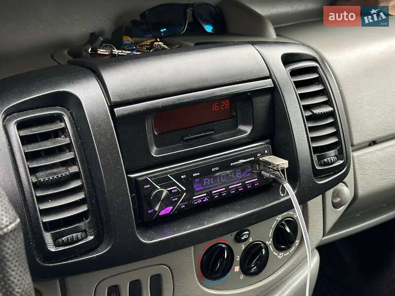 Минивэн Renault Trafic 2007 в Стрые