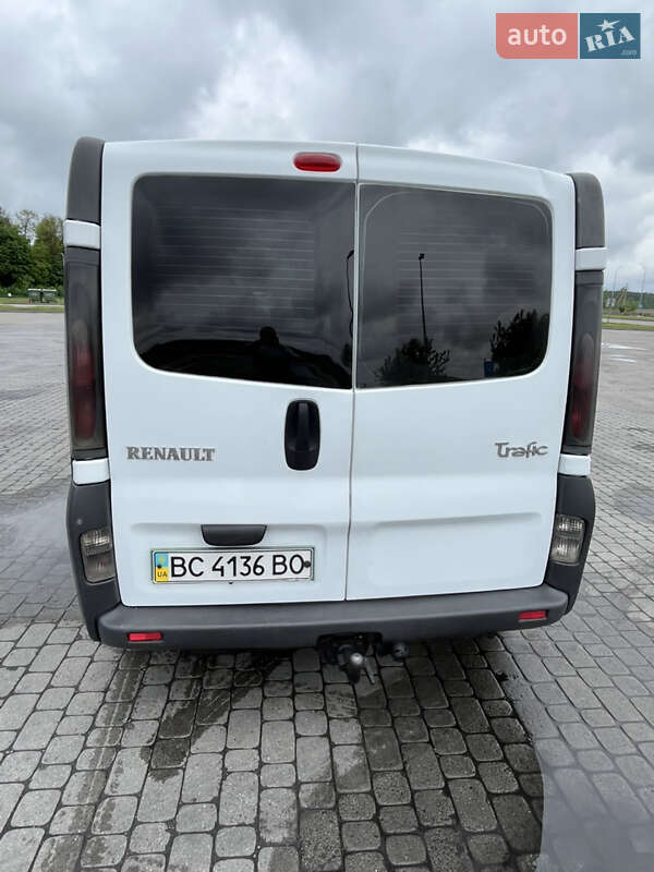 Минивэн Renault Trafic 2005 в Радивилове