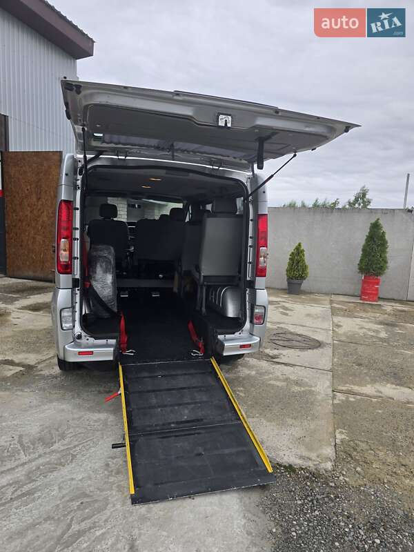 Минивэн Renault Trafic 2010 в Костополе
