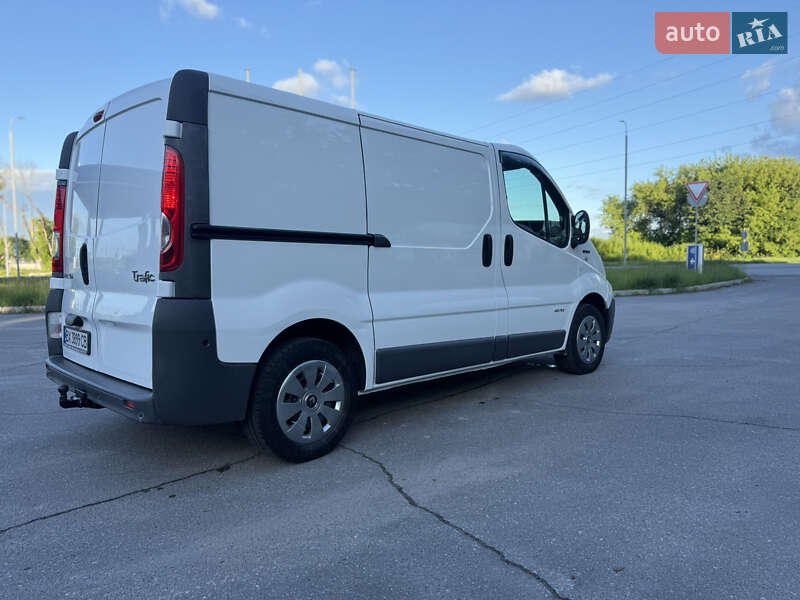 Вантажний фургон Renault Trafic 2012 в Старокостянтинові