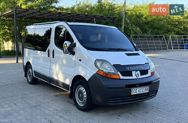 Минивэн Renault Trafic 2002 в Кицмани