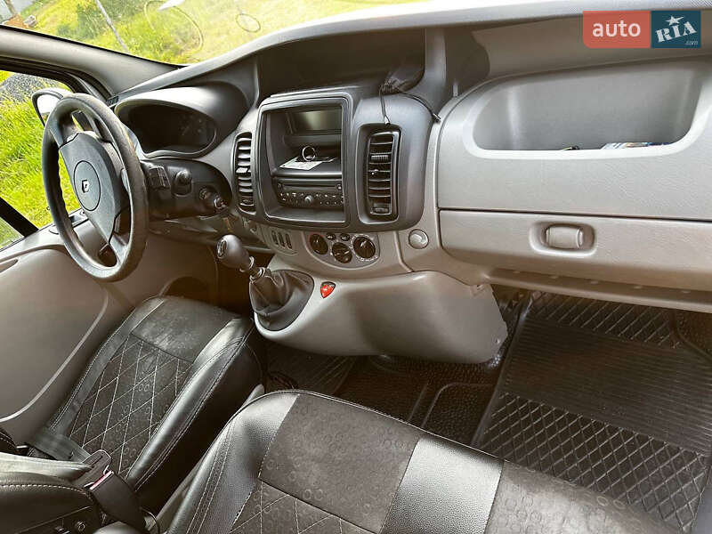 Минивэн Renault Trafic 2012 в Яворове