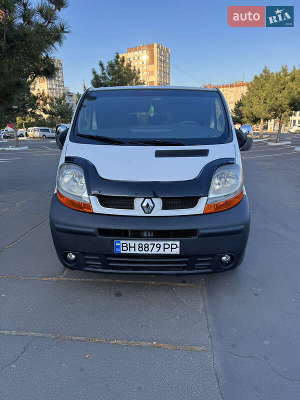 Мінівен Renault Trafic 2002 в Одесі