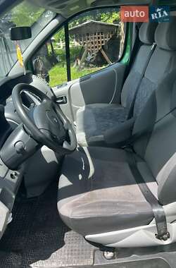 Мінівен Renault Trafic 2013 в 