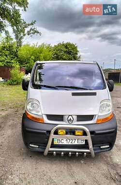 Минивэн Renault Trafic 2003 в 