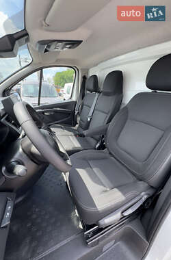 Грузовой фургон Renault Trafic 2021 в 