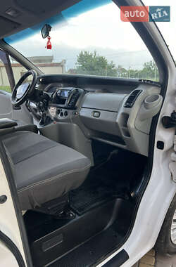 Минивэн Renault Trafic 2007 в 
