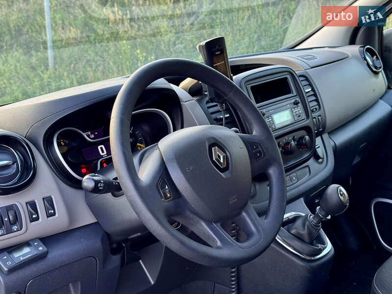 Грузовой фургон Renault Trafic 2016 в Полтаве