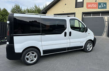 Мінівен Renault Trafic 2003 в 