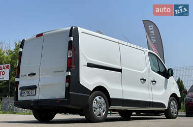 Грузовой фургон Renault Trafic 2016 в 