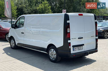 Грузовой фургон Renault Trafic 2016 в 