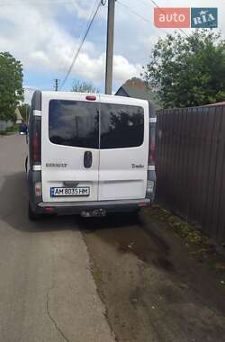 Минивэн Renault Trafic 2006 в 