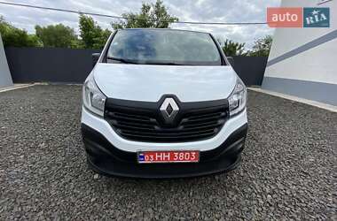 Грузопассажирский фургон Renault Trafic 2015 в 