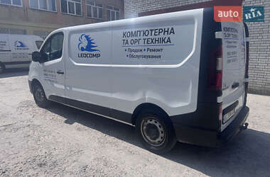 Грузовой фургон Renault Trafic 2017 в 