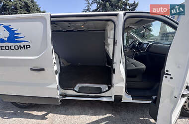 Грузовой фургон Renault Trafic 2017 в 