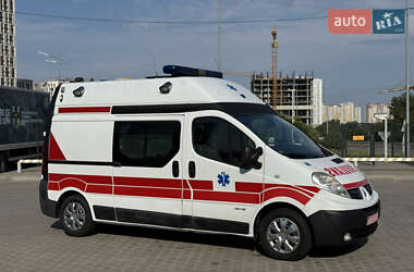 Автомобиль скорой помощи Renault Trafic 2013 в 