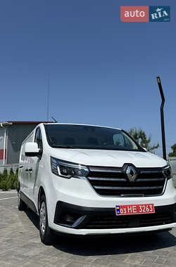 Грузовой фургон Renault Trafic 2022 в 