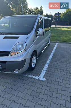 Мінівен Renault Trafic 2006 в Калуші