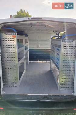 Грузовой фургон Renault Trafic 2016 в Красном