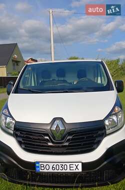 Грузовой фургон Renault Trafic 2016 в 