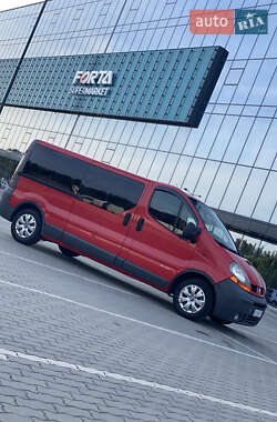 Мінівен Renault Trafic 2004 в Львові