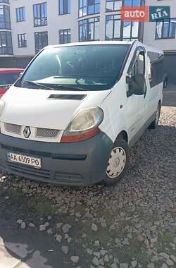 Вантажопасажирський фургон Renault Trafic 2005 в Києві