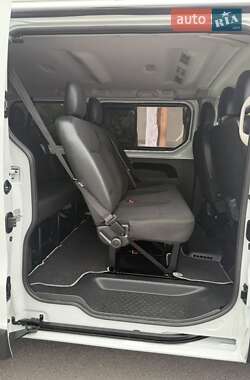 Минивэн Renault Trafic 2022 в 
